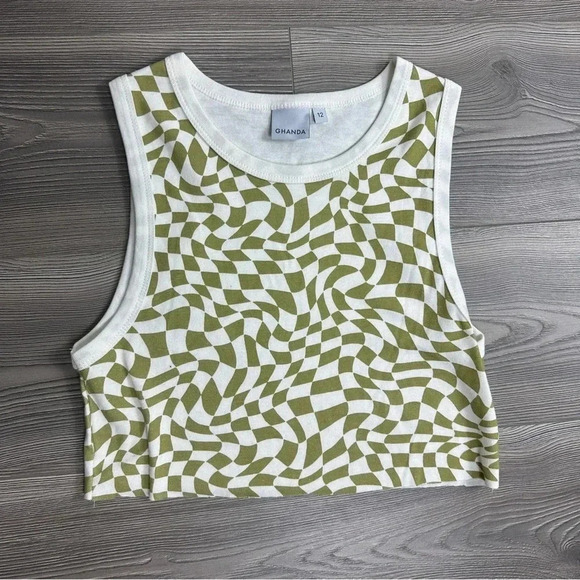 Ghanda Checkered Swirl Cropped Tank Top with Raw Hem - Picture 1 of 3